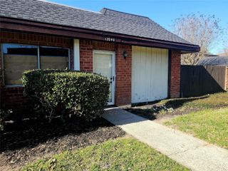 12040 Mighty Oak Drive A, Houston, TX 77066