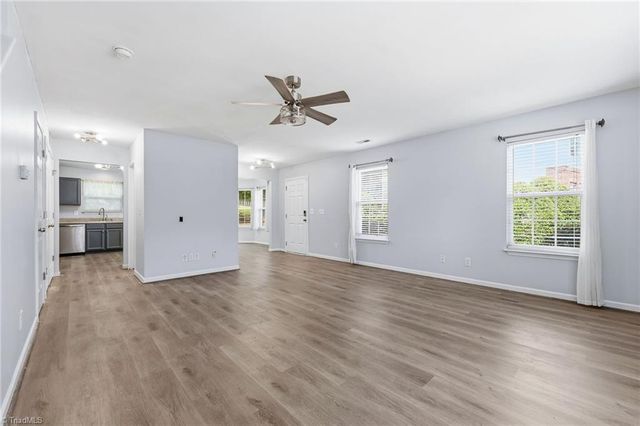 42 Ledgerstone Lane, Greensboro, NC 27407