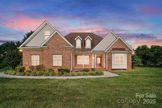 170 Saint James Way, Salisbury, NC 28147