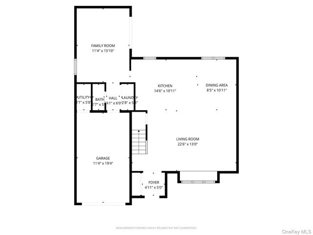 45 Roosevelt Avenue, Selden, NY 11784