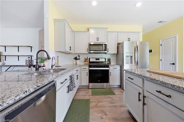 6882 Bellawood Drive, Trinity, NC 27370