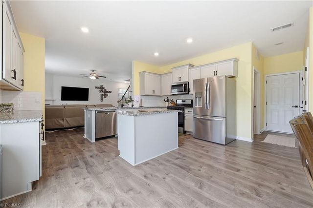 6882 Bellawood Drive, Trinity, NC 27370
