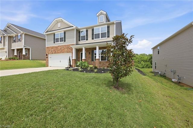 6882 Bellawood Drive, Trinity, NC 27370