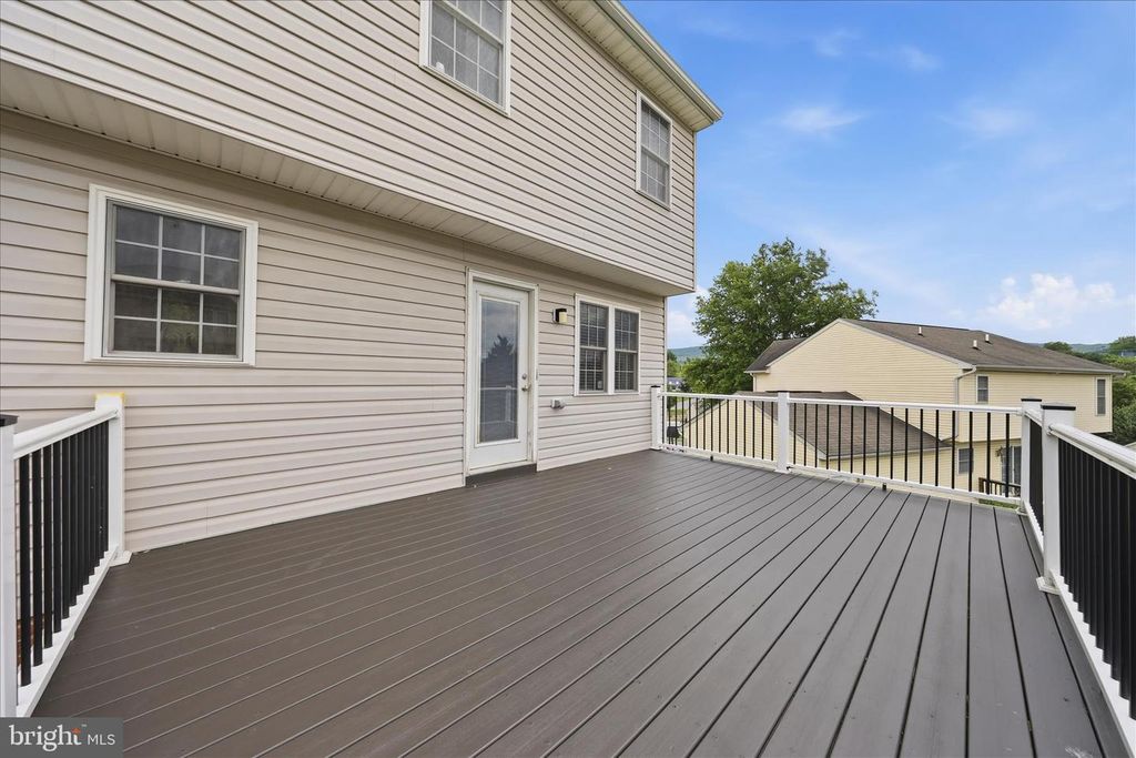 Image 50 of property listing at 121 BACHTELL CIR, Smithsburg, MD 21783