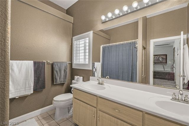 8821 Fall Green Avenue, Las Vegas, NV 89129