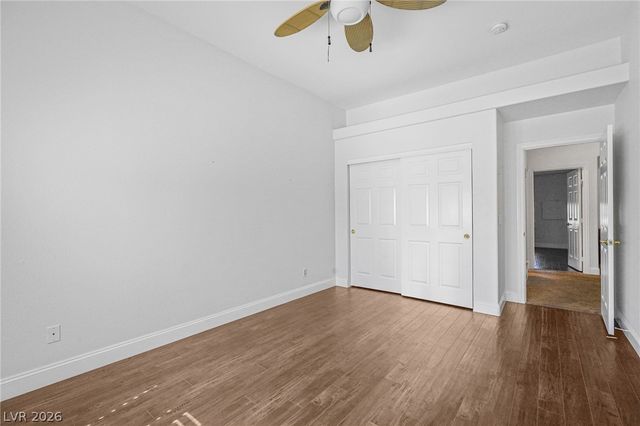 8821 Fall Green Avenue, Las Vegas, NV 89129