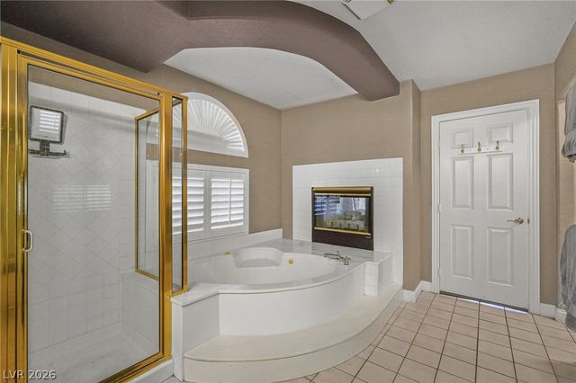 8821 Fall Green Avenue, Las Vegas, NV 89129