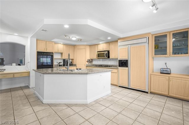 8821 Fall Green Avenue, Las Vegas, NV 89129