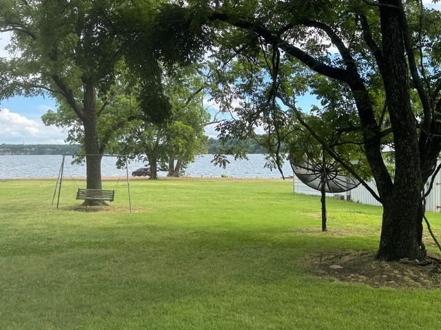 23570 S 624 Road, Wyandotte, OK 74370