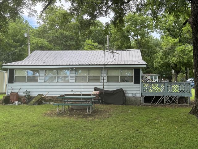 23570 S 624 Road, Wyandotte, OK 74370