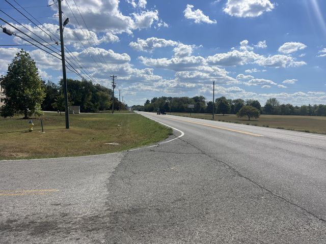 65 Rutledge Ln, Lebanon, TN 37087