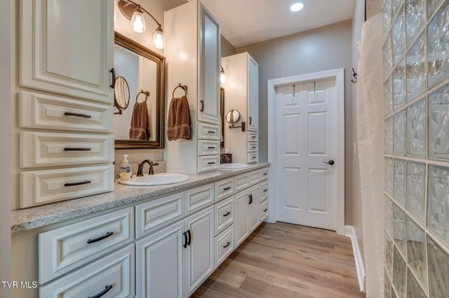 399 Carson Creek Road, Limestone, TN 37681