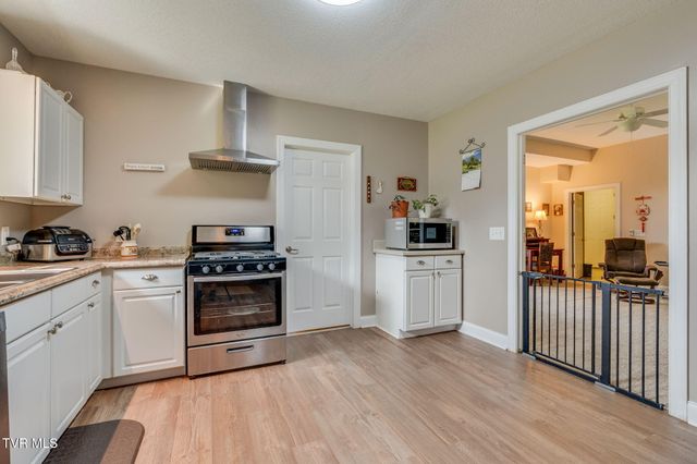 399 Carson Creek Road, Limestone, TN 37681