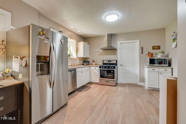 399 Carson Creek Road, Limestone, TN 37681