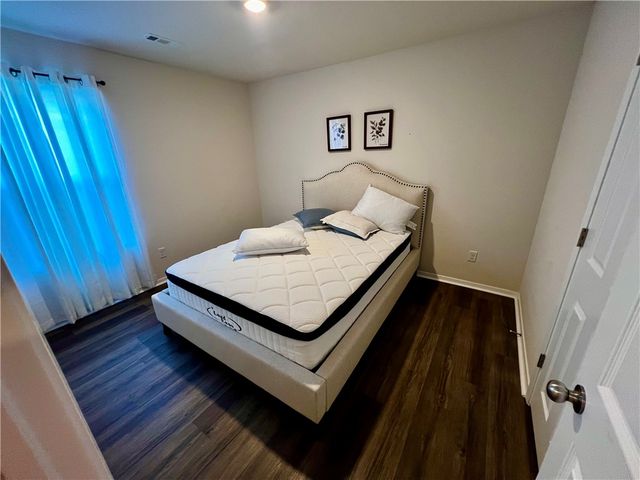 2564 Illinois Alley, Fayetteville, AR 72701