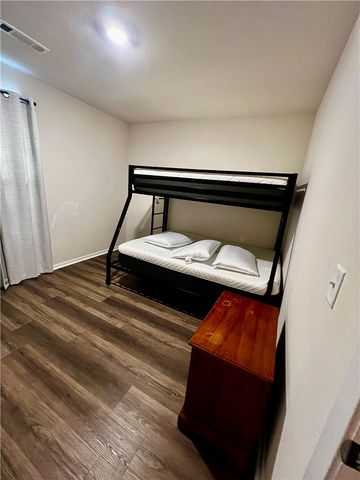 2564 Illinois Alley, Fayetteville, AR 72701