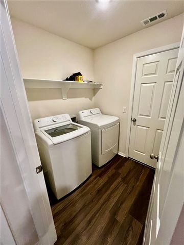 2564 Illinois Alley, Fayetteville, AR 72701