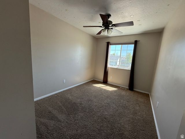 2672 W 3950 S, Roy, UT 84067
