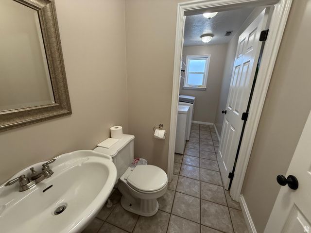 2672 W 3950 S, Roy, UT 84067