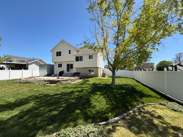 2672 W 3950 S, Roy, UT 84067
