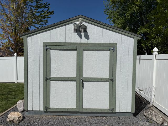 2672 W 3950 S, Roy, UT 84067