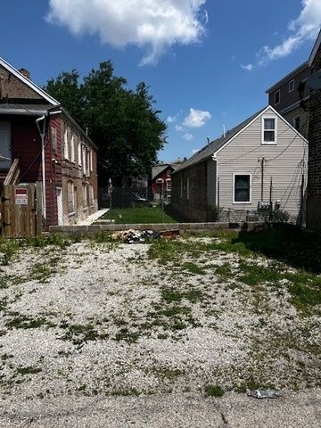 2909 W 25th Street, Chicago, IL 60623