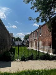 2909 W 25th Street, Chicago, IL 60623