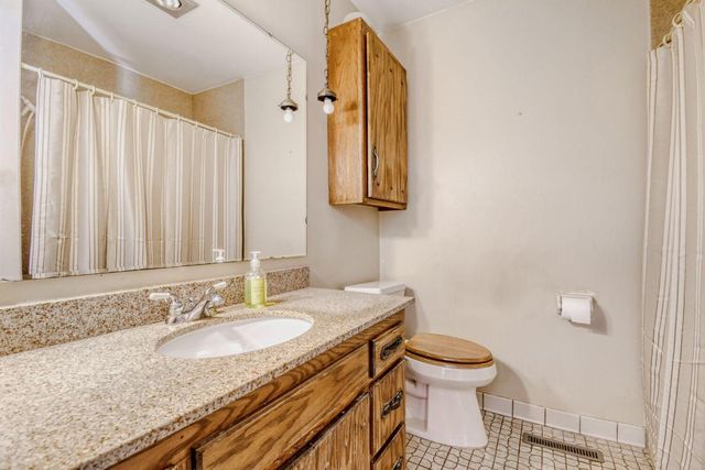 4786 Kent Way, Shoreview, MN 55126