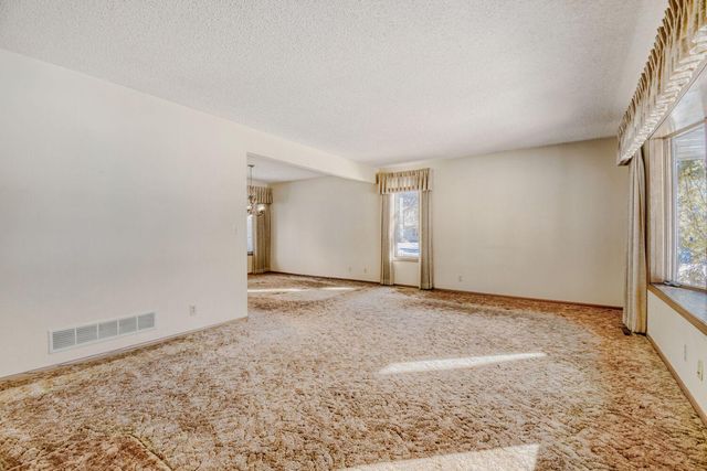 4786 Kent Way, Shoreview, MN 55126