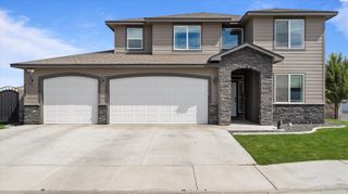 7104 W 31st Place, Kennewick, WA 99338