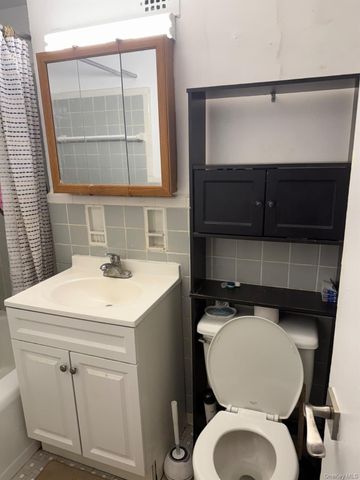 98-20 62nd Drive 14N, Rego Park, NY 11374