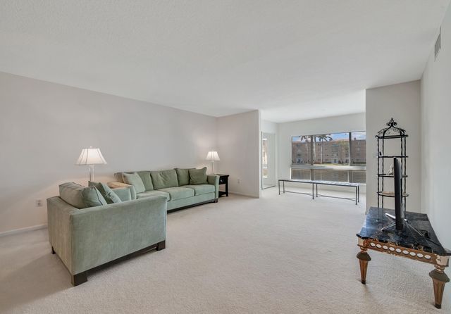 12565 Imperial Isle Drive 208, Boynton Beach, FL 33437