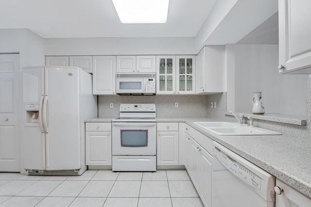 12565 Imperial Isle Drive 208, Boynton Beach, FL 33437