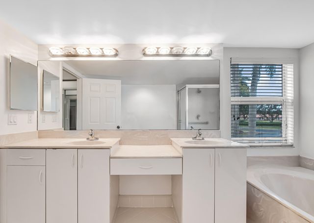 12565 Imperial Isle Drive 208, Boynton Beach, FL 33437