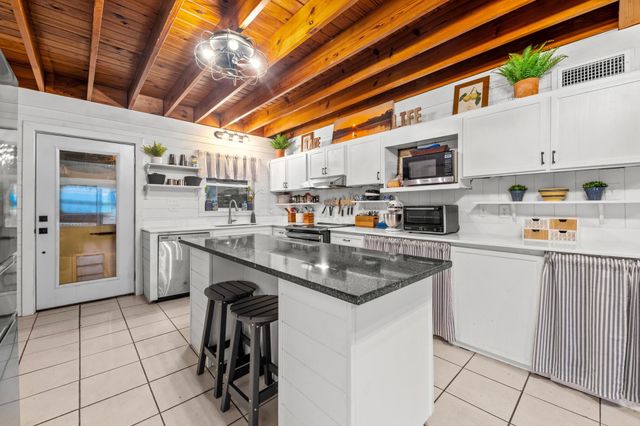 24284 Lanier, Tallahassee, FL 32310