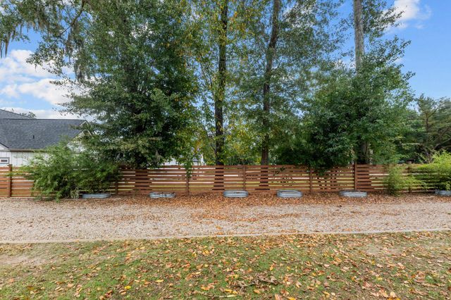 24284 Lanier, Tallahassee, FL 32310