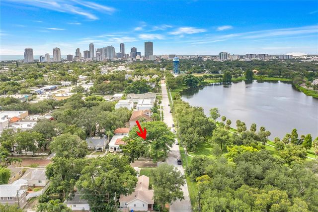1949 5TH STREET N, St Petersburg, FL 33704