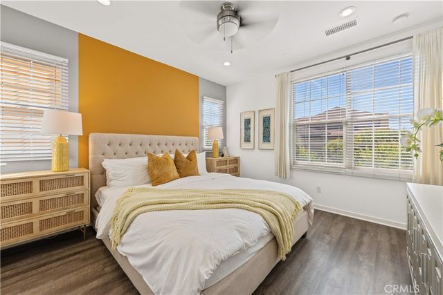 56 Bay Layrel, Irvine, CA 92618