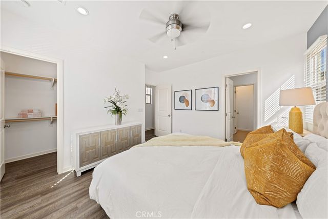 56 Bay Layrel, Irvine, CA 92618