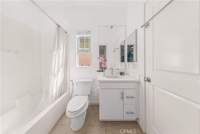 56 Bay Layrel, Irvine, CA 92618