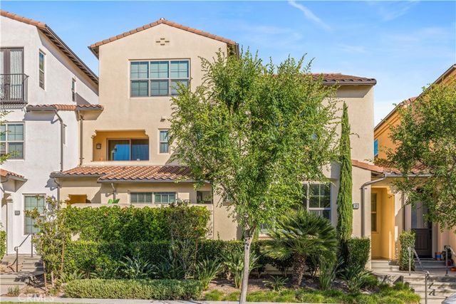 56 Bay Layrel, Irvine, CA 92618