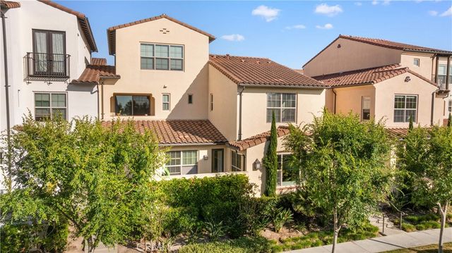 56 Bay Layrel, Irvine, CA 92618