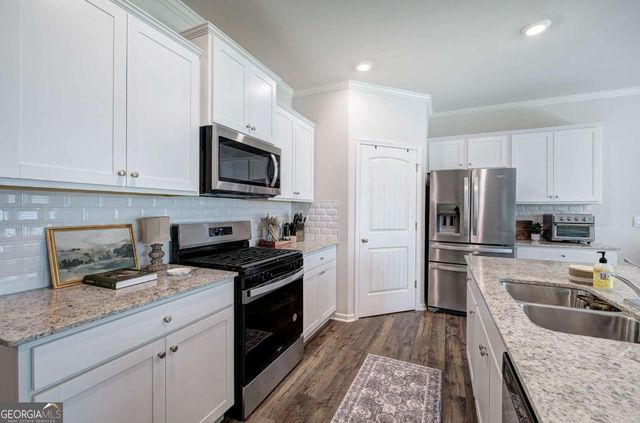 72 Grove Springs Court, Cartersville, GA 30120
