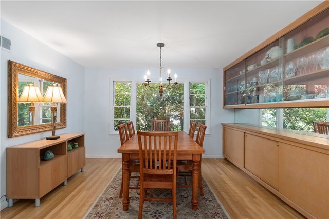 1 Gladridge Drive, East Greenwich, RI 02818