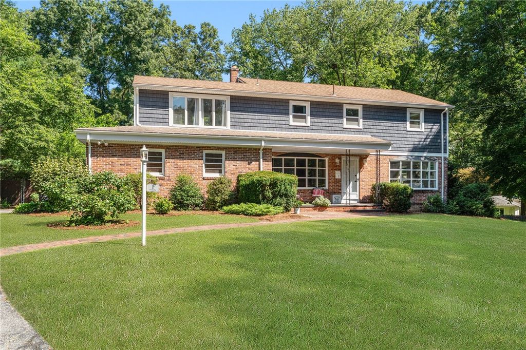 1 Gladridge Drive, East Greenwich, RI 02818