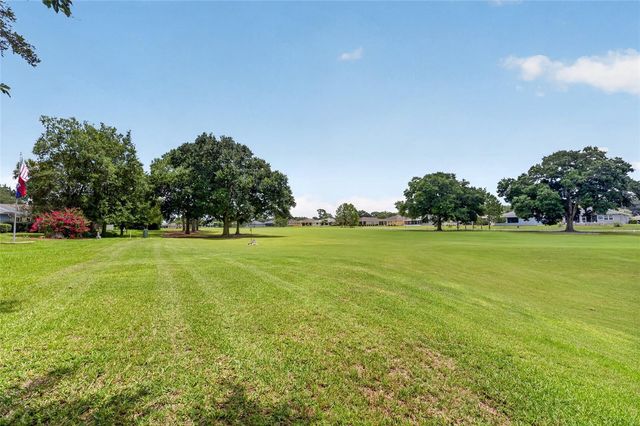 9077 SW 91ST CIRCLE, Ocala, FL 34481