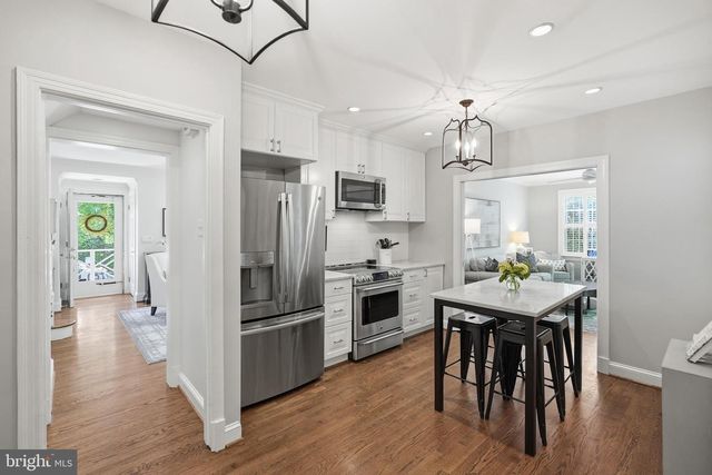 8504 LYNWOOD PL, Chevy Chase, MD 20815