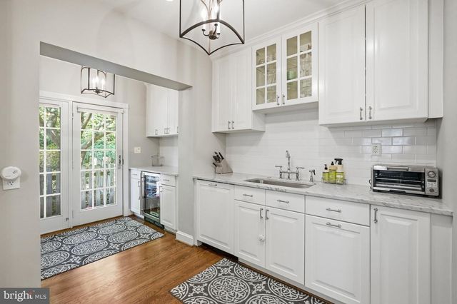 8504 LYNWOOD PL, Chevy Chase, MD 20815