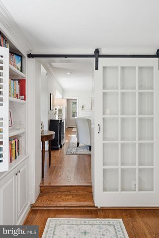 8504 LYNWOOD PL, Chevy Chase, MD 20815