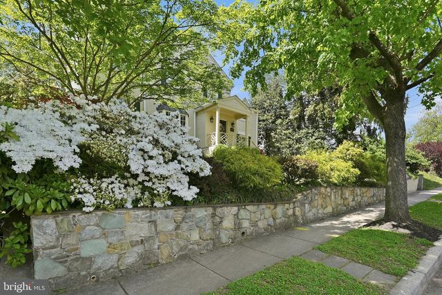8504 LYNWOOD PL, Chevy Chase, MD 20815